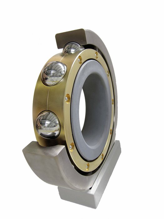 Electrically insulated rolling bearings – Protection against bearing damage caused by the passage of electrical current